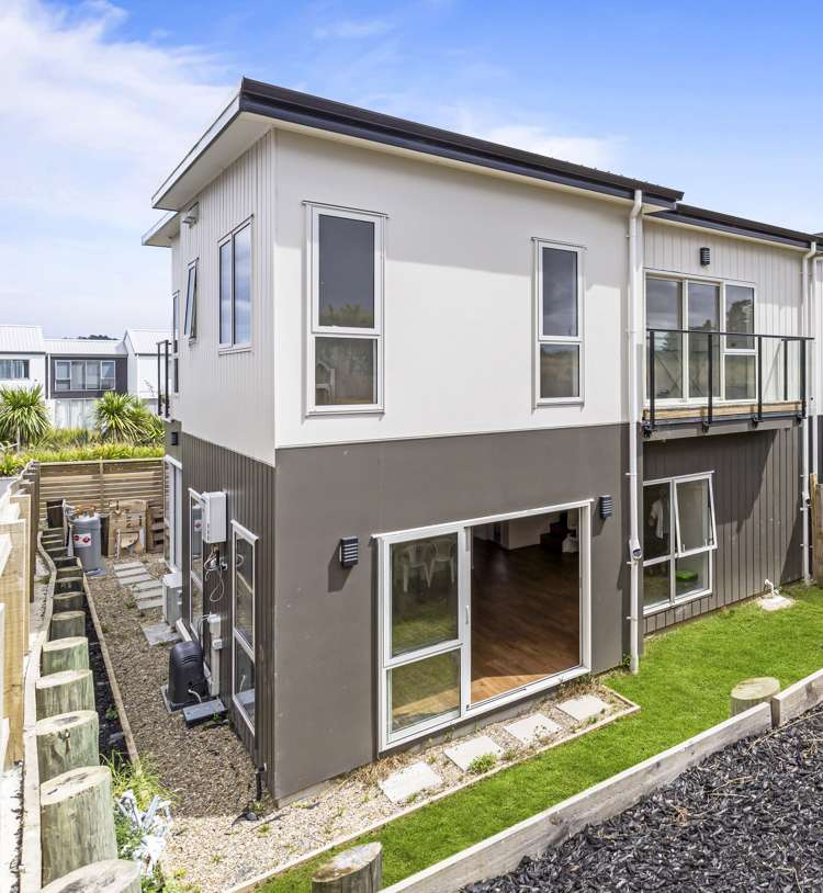 1/101 Matakohe Road Westgate Waitakere City Houses for Sale One