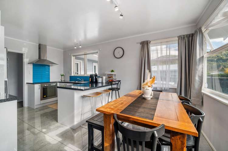 20 Fenruss Street Fairy Springs_8