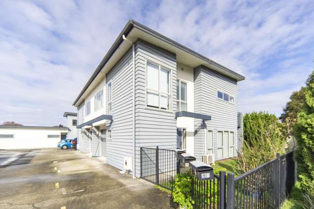 1/13 Crosher Place Hillcrest_1