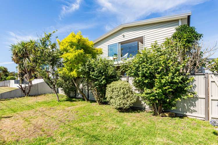 4 Marina View Paremata_20