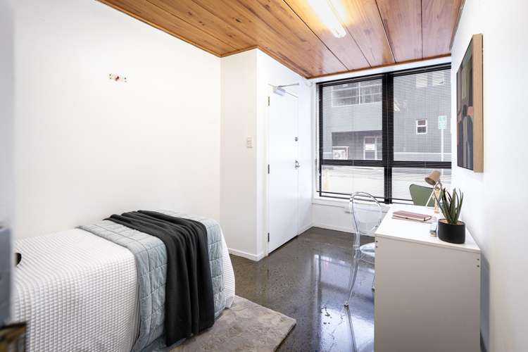 1/14 Alpha Street Te Aro_14