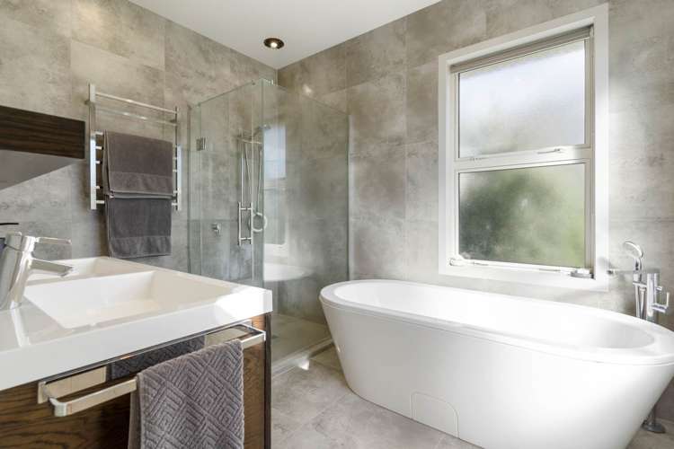 133 Chamberlain Road Bombay_13