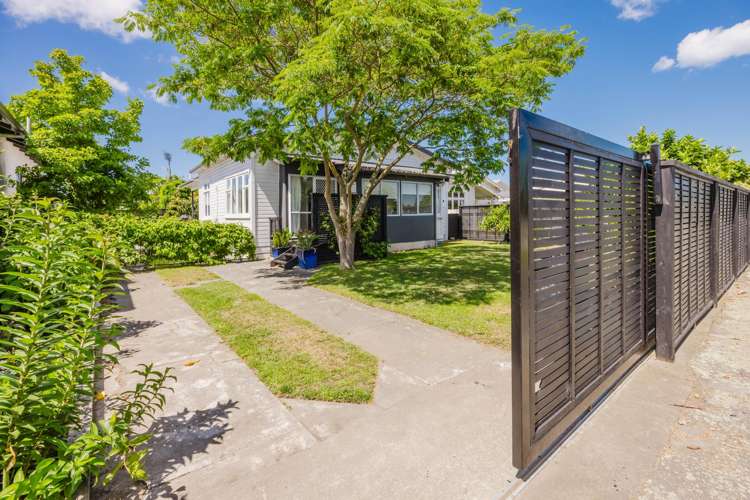 173 Georges Drive Napier South_18