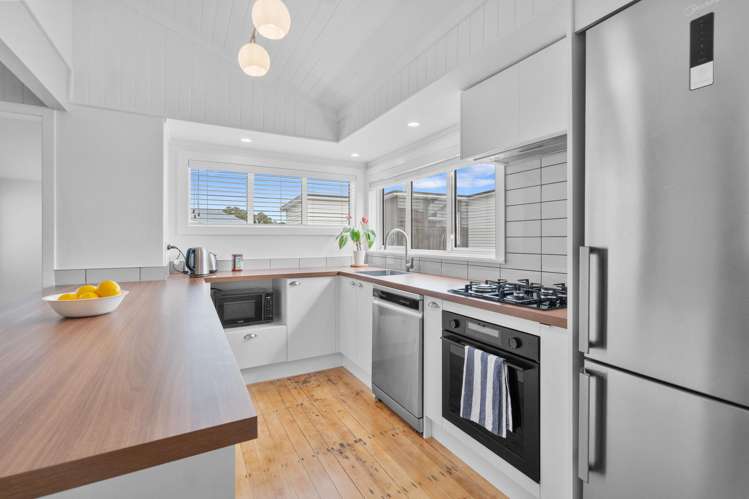 38 Aramoana Avenue Devonport_37