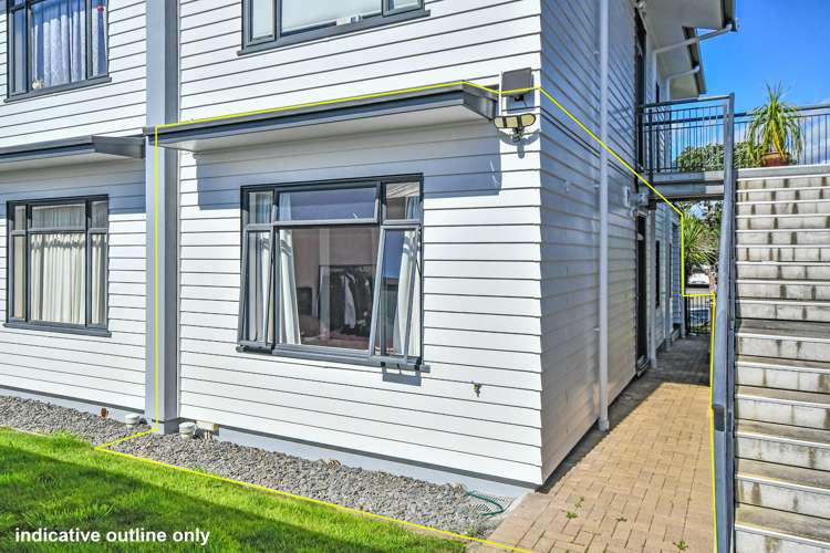 69/2 Armoy Drive East Tamaki_11