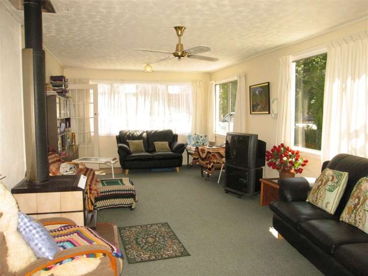 58 Waller Street Murchison_5