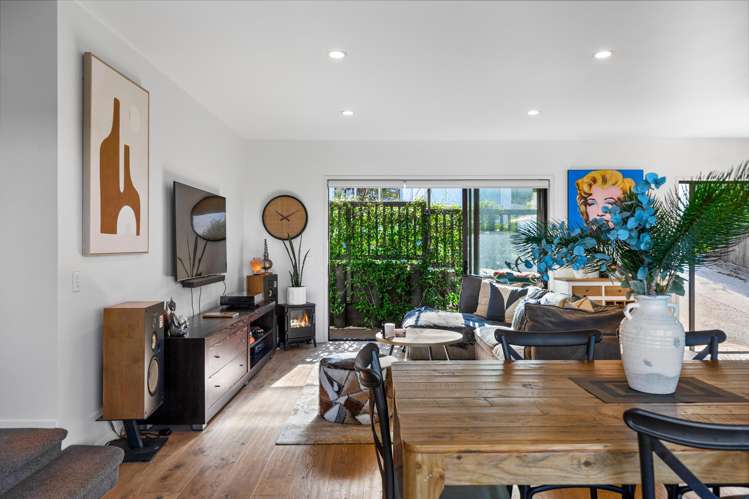 24 Edgerton Road Te Atatu Peninsula_18