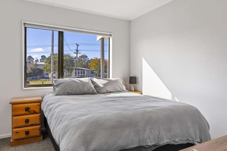 18 Motutahae Street Taupo_12