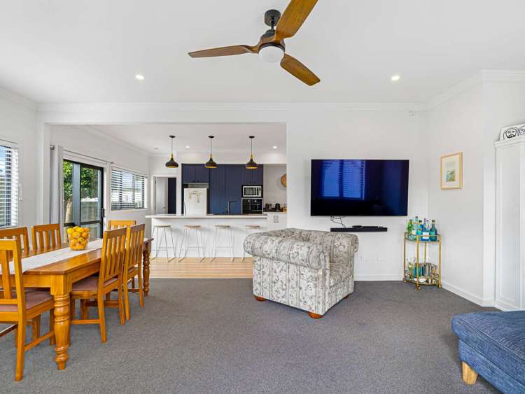 20 Ruihi Street Victoria_14