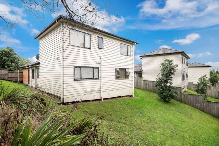 17 Riverglade Parkway Te Atatu South_2