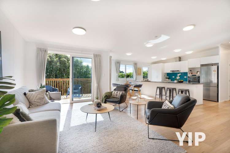 23 Padnell Crescent Paparangi_1