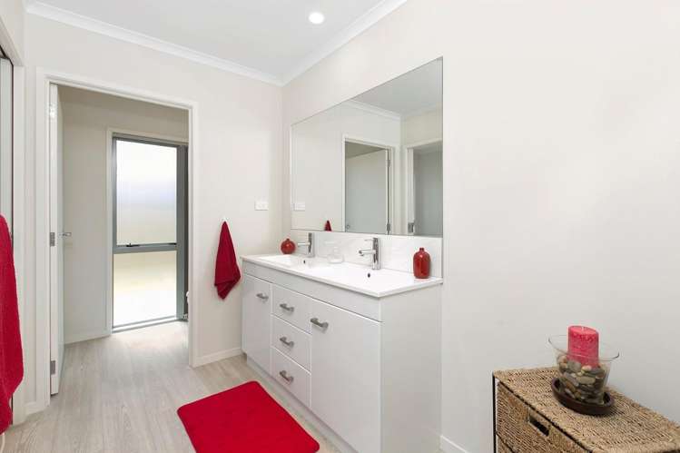 1 Boulder Lane Pyes Pa_10