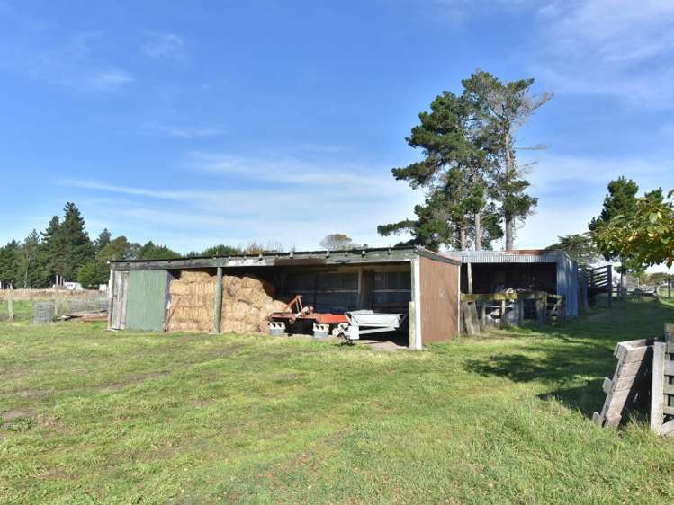 38 Woodend Beach Road Woodend_23