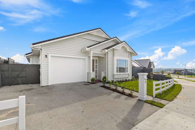 76 Parish Drive Wainui_22
