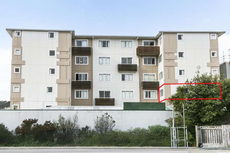 314/12 Martin Square_1