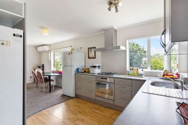 21 Oreti Place Clover Park_10