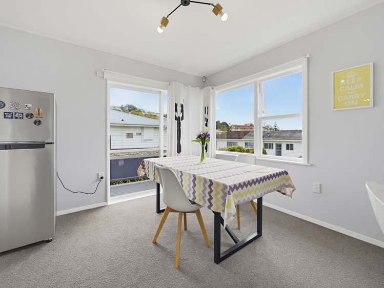 2 Magdalen Street Tawa_9