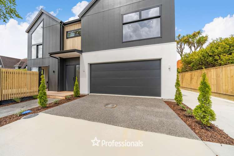 8 Maire Street Woburn_20