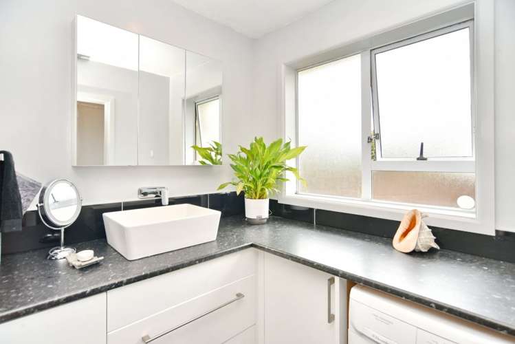 6 Matangi Street Hei Hei_10