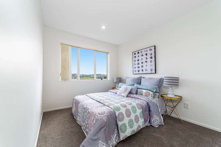 33 Masons Road Oteha_12