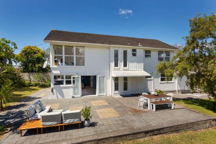 54 Cobham Crescent Kelston_25