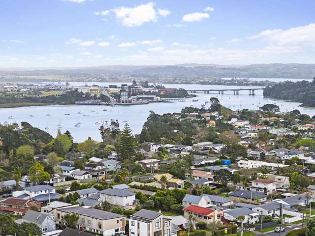 10 Drome View Place Beach Haven_1