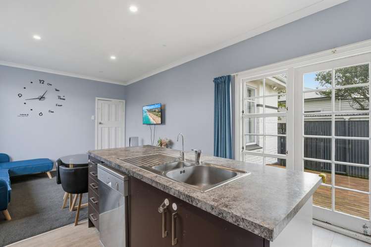 256 Pomona Street Strathern_6