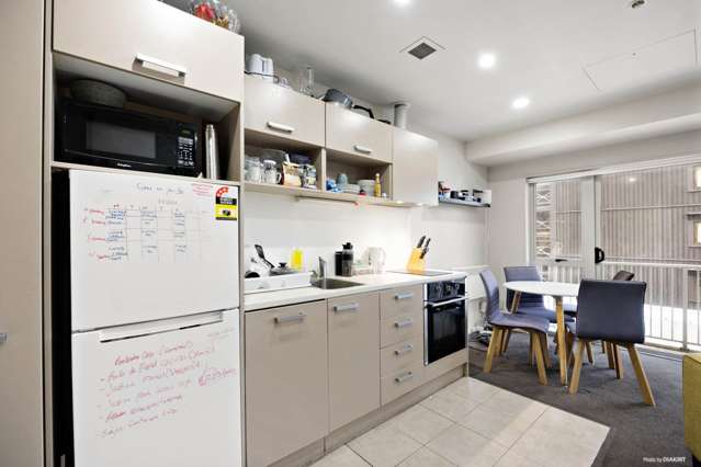 2D/208 Hobson Street City Centre_4