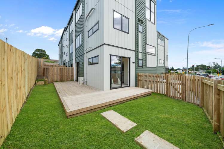 5/125 Universal Drive Henderson_21