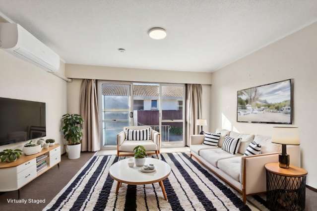 * UNDER OFFER * First Home Buyers & Investor Alert!