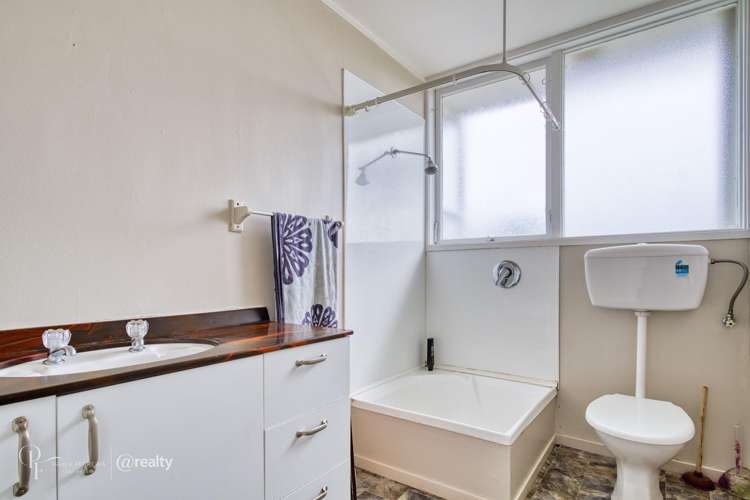 6 Alamein Place Pukekohe_11