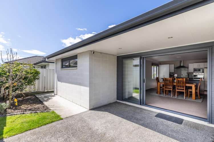 216 Frimley Oaks_3