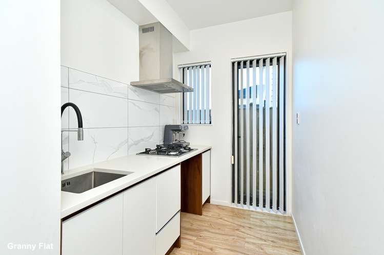 77 Rashni Road Flat Bush_22