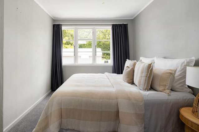 42 Churchill Avenue 2752_3