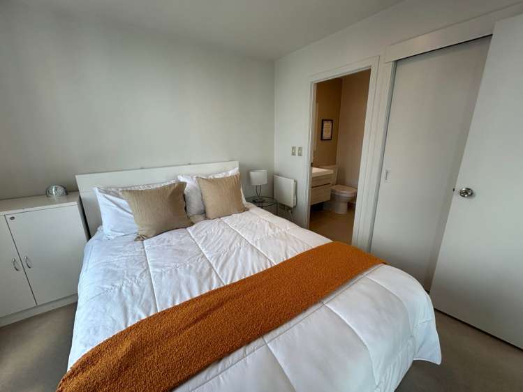 1602/75 Victoria Street West City Centre_12