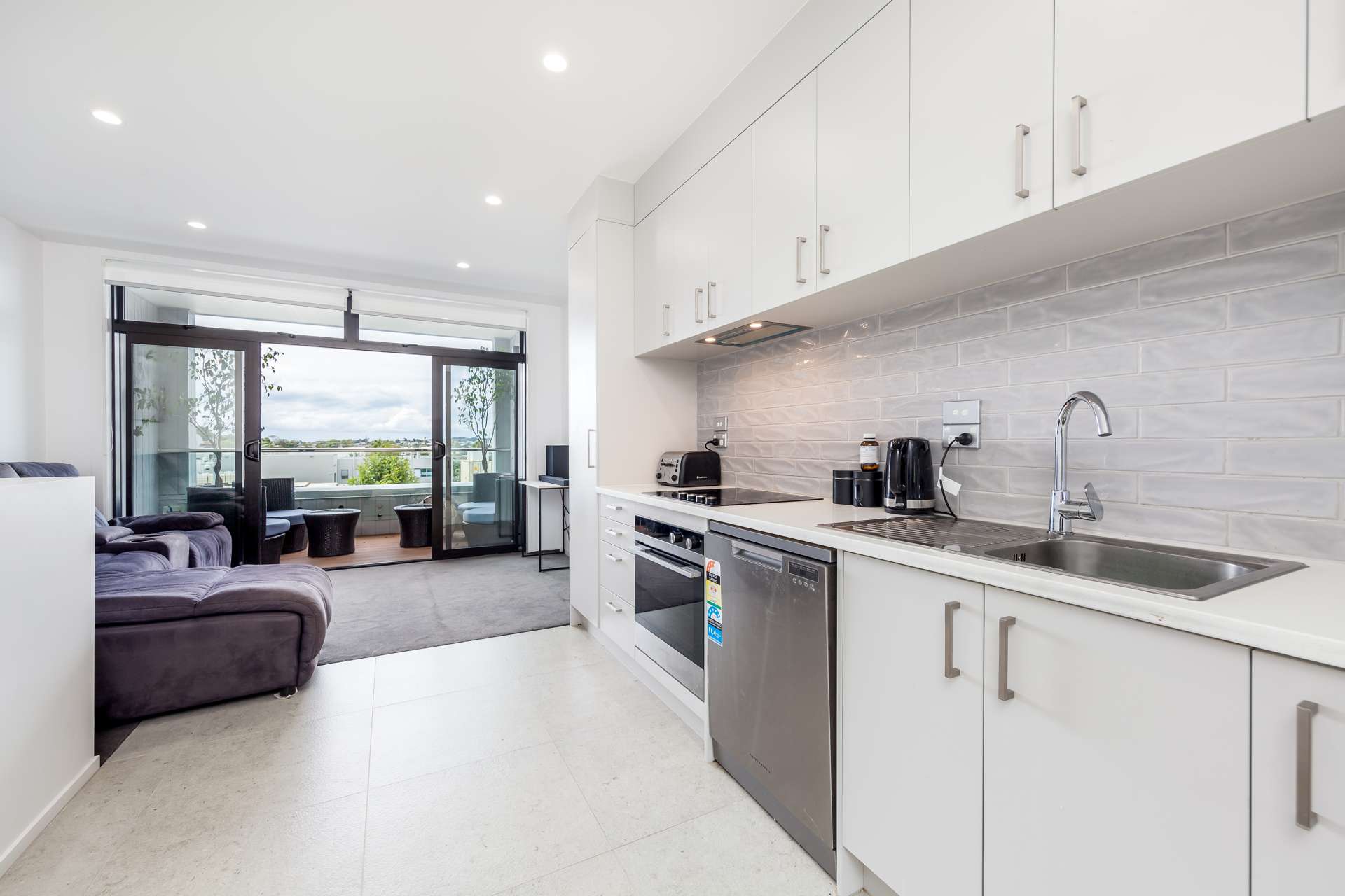 1/43 David Sidwell Place Stanmore Bay_0