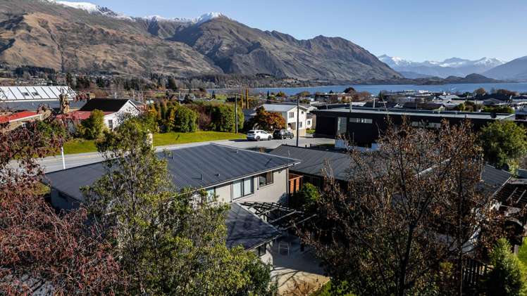 84 Helwick Street Wanaka_34
