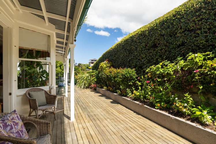 707 Sealey Street Thames_24