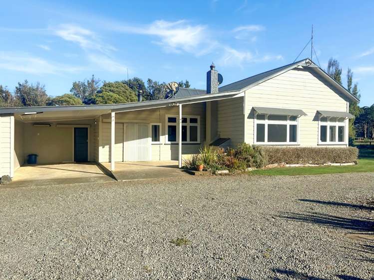 785 Brandon Hall Road Bulls_10