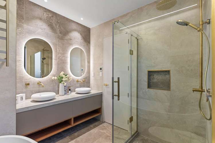 437A East Coast Road Mairangi Bay_11