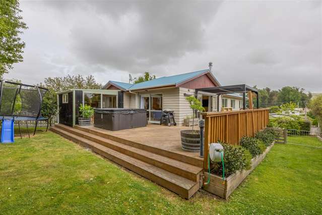 21 Watts Street Waipawa_1