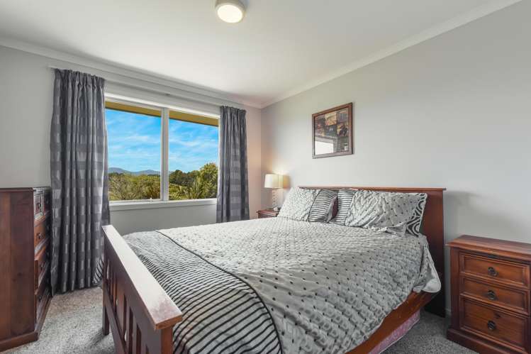 47 Galeo Road Redwood Valley_15