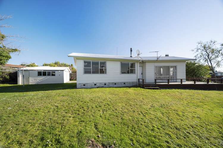 18 Sequoia Crescent Owhata_0