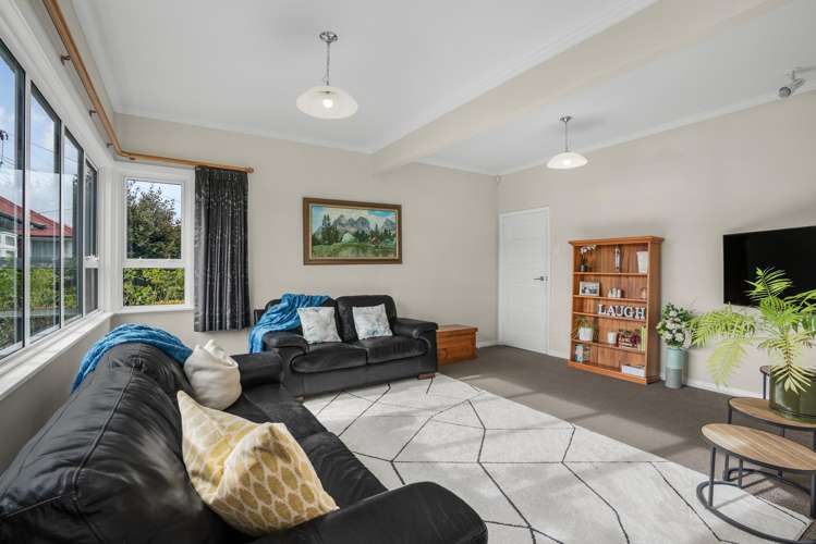 140 Waiwhetu Road Waterloo_11