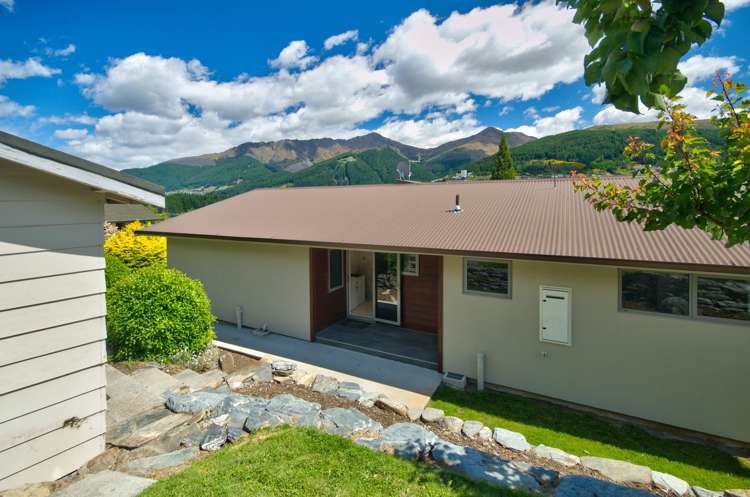 574 Peninsula Road Kelvin Heights_24