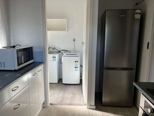 1/129 Glandovey Road Strowan_4