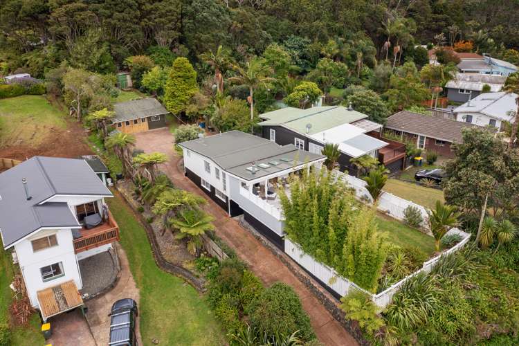 679 Huia Road Parau_26