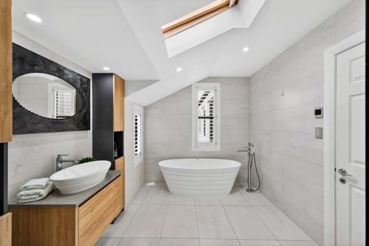 16A Tuhimata Street St Heliers_22