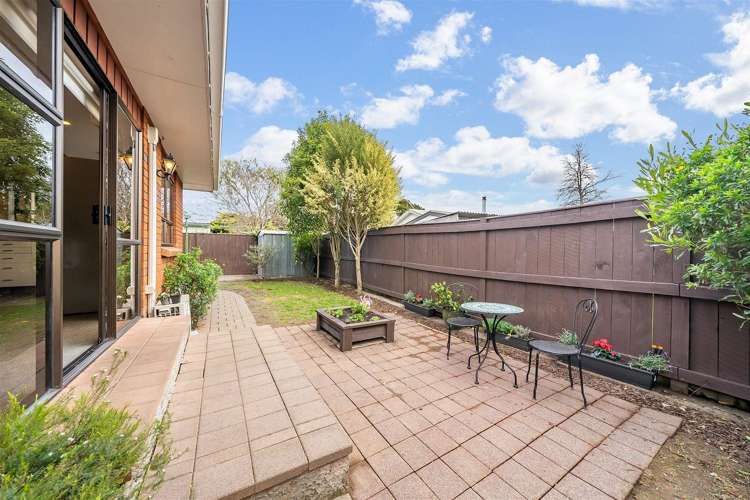 5 California Drive Totara Park_5