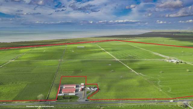 156 Front Miranda Road Waitakaruru_1